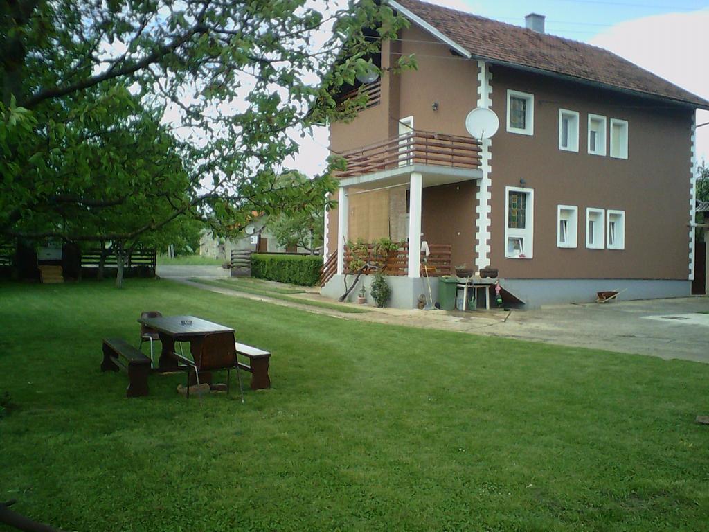 Gacka Rooms Vrhovine Camera foto