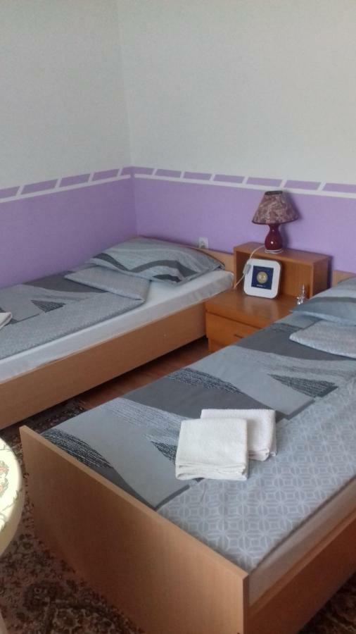 Gacka Rooms Vrhovine Esterno foto