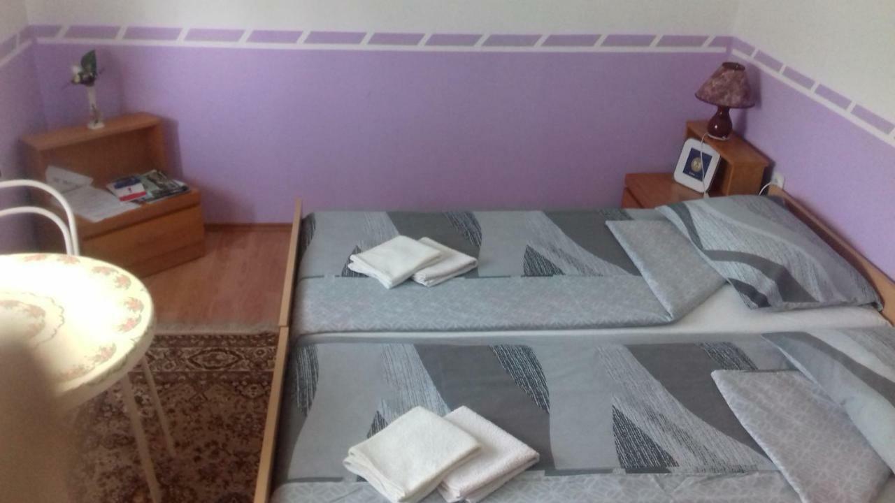 Gacka Rooms Vrhovine Esterno foto